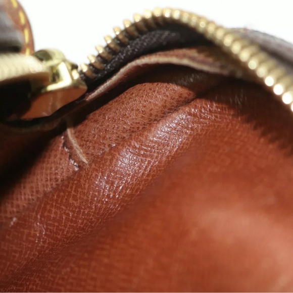 Authentic Louis Vuitton Crossbody Handbag, Shoulder Bag GM size, Leather - Picture 7 of 10